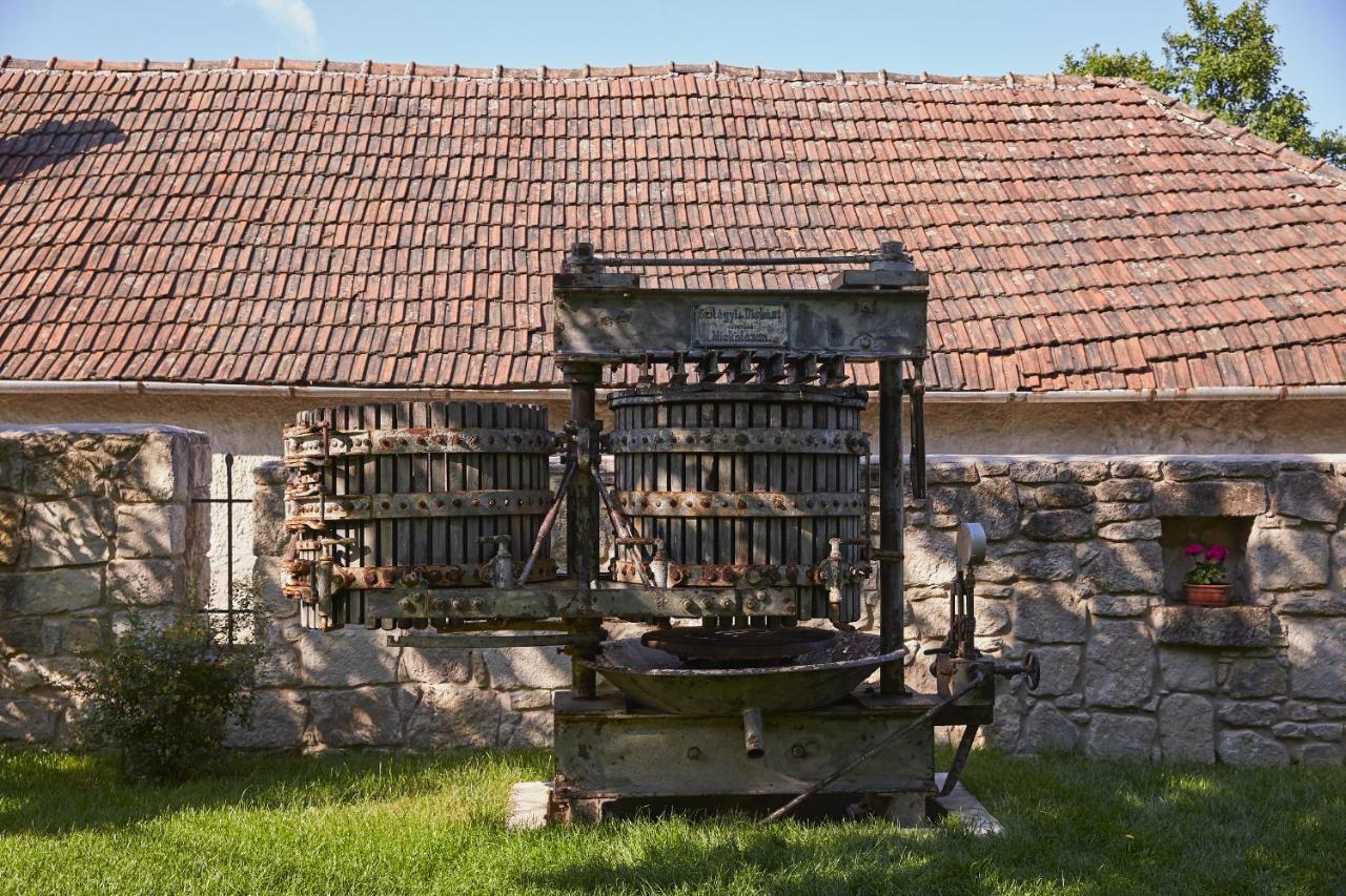 Bed and Breakfast Preselo Pinceszet Es Vendeghaz Erdőbénye Zewnętrze zdjęcie